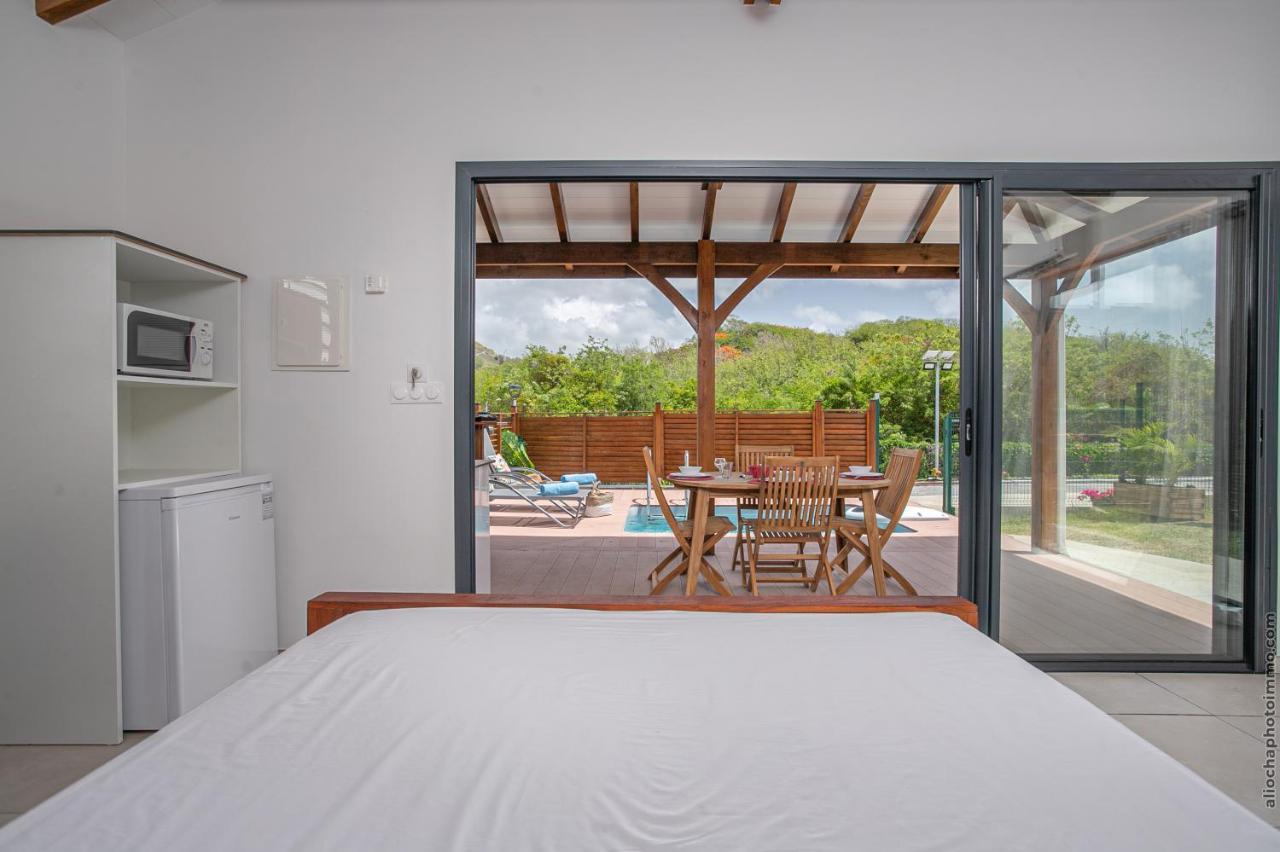 Bungalow Pom 1, Piscine, A 5 Min Des Plages Ле Вауклин Екстериор снимка